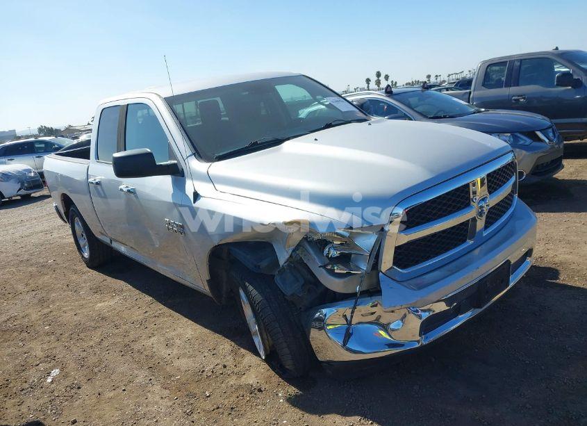 2015 Ram 1500 SLT (VIN 1C6RR6GGXFS629045) main photo