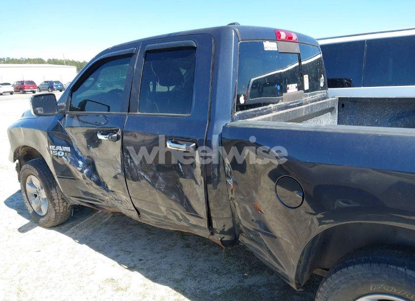 Photo 14 of 2017 Ram 1500 SLT 4X2 6'4 BOX (VIN 1C6RR6GGXHS786190)