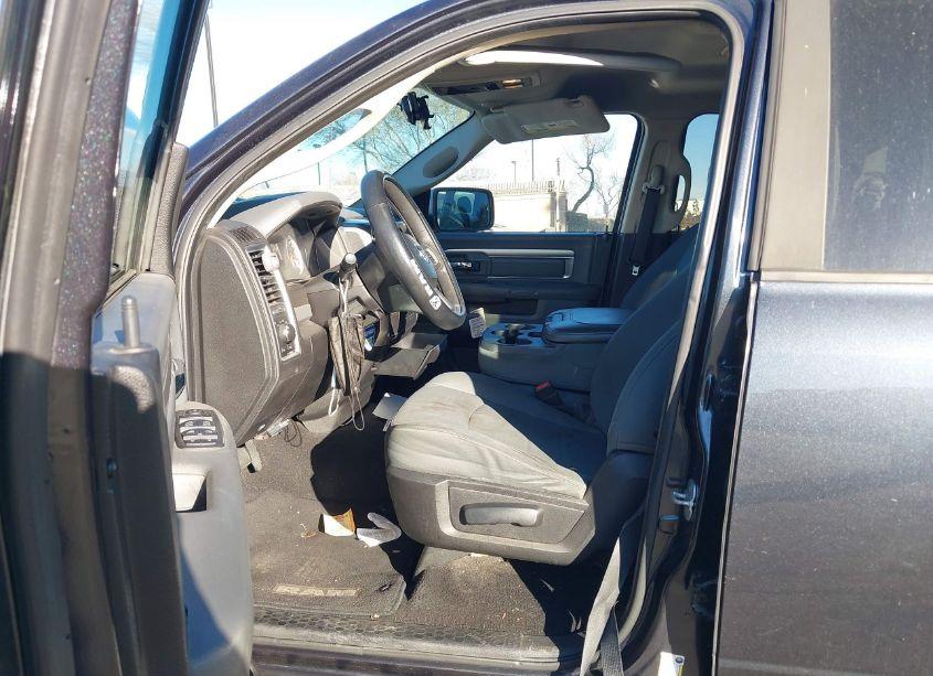 Photo 5 of 2013 Ram 1500 SLT (VIN 1C6RR6GP5DS602753)