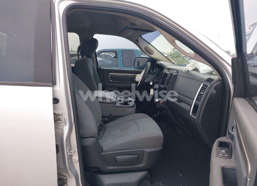 Photo 5 of 2013 Ram 1500 SLT (VIN 1C6RR6GP7DS513010)