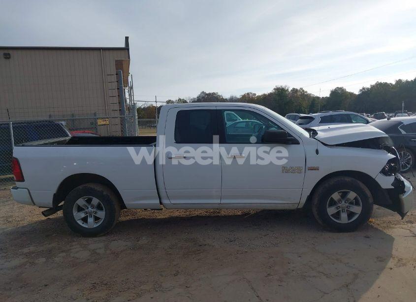 Photo 13 of 2017 Ram 1500 SLT 4X2 6'4 BOX (VIN 1C6RR6GT0HS576582)