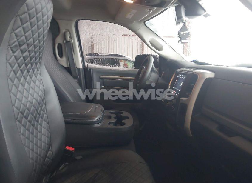 Photo 5 of 2019 Ram 1500 CLASSIC LONE STAR 4X2 6'4 BOX (VIN 1C6RR6GT0KS706707)