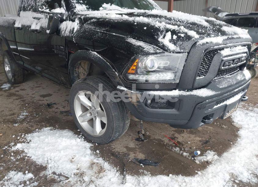 Photo 6 of 2019 Ram 1500 CLASSIC LONE STAR 4X2 6'4 BOX (VIN 1C6RR6GT0KS706707)