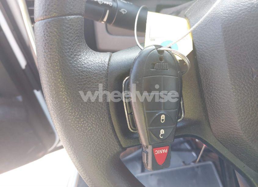 Photo 11 of 2018 Ram 1500 SLT QUAD CAB 4X2 6'4 BOX (VIN 1C6RR6GT1JS131550)