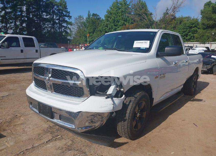 Photo 2 of 2018 Ram 1500 SLT QUAD CAB 4X2 6'4 BOX (VIN 1C6RR6GT1JS131550)