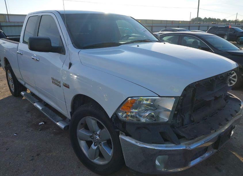 2015 Ram 1500 BIG HORN (VIN 1C6RR6GT2FS638495) main photo
