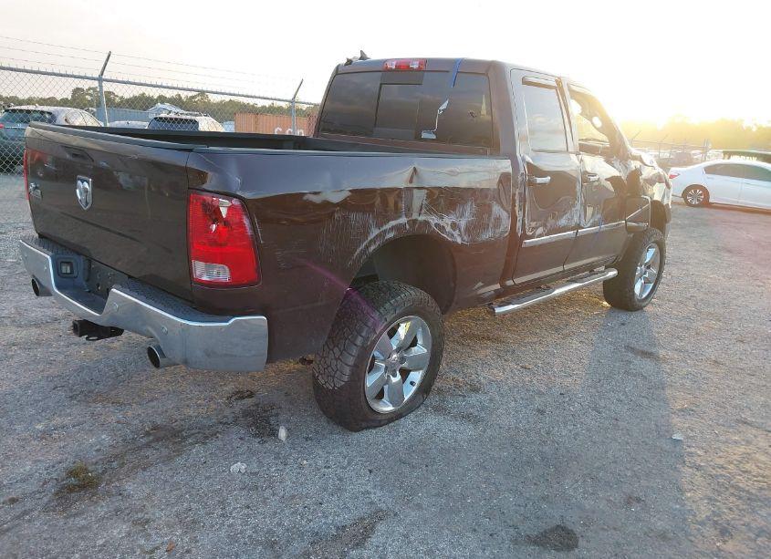 Photo 4 of 2014 Ram 1500 (VIN 1C6RR6GT3ES229257)