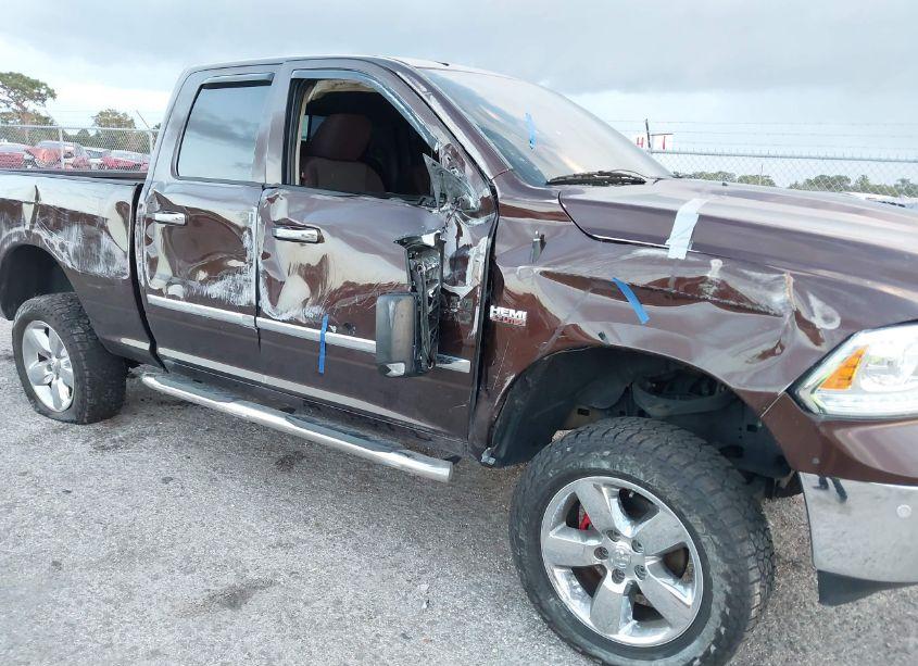 Photo 6 of 2014 Ram 1500 (VIN 1C6RR6GT3ES229257)