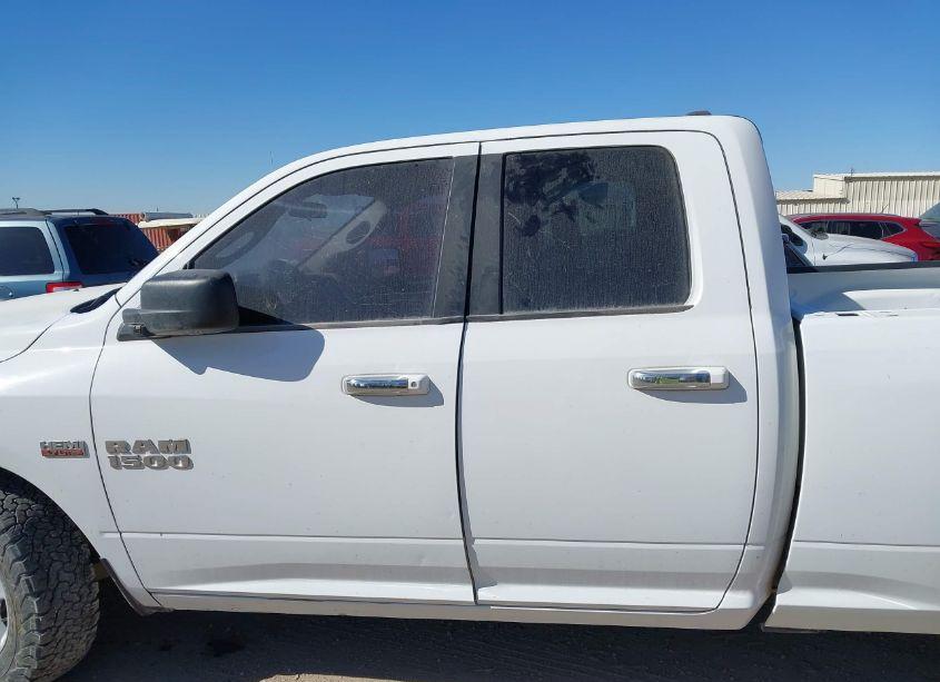 Photo 14 of 2018 Ram 1500 SLT 4X2 6'4 BOX (VIN 1C6RR6GT3JS161293)