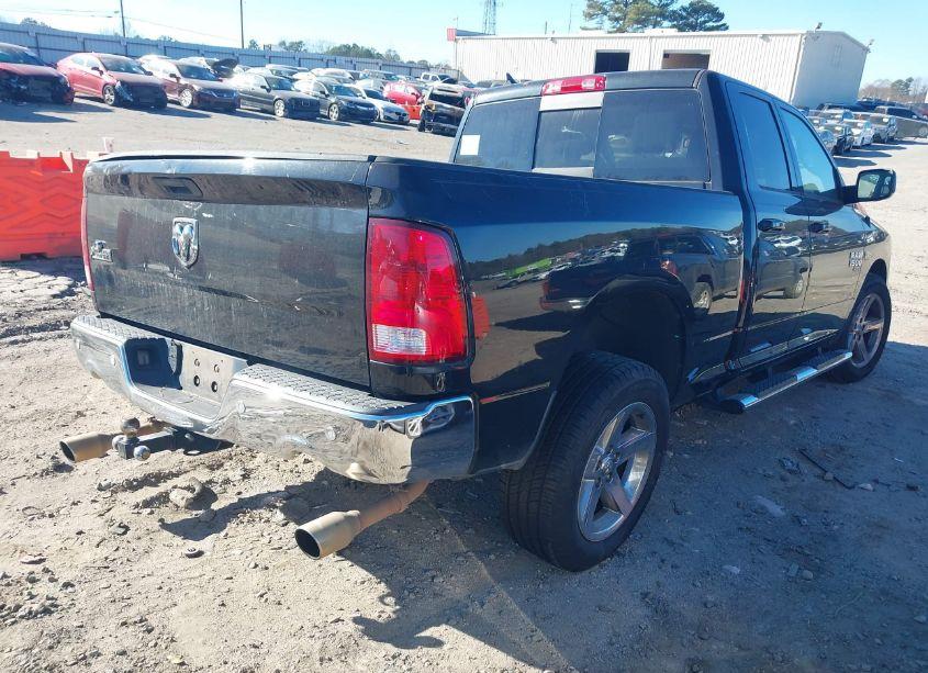 Photo 4 of 2019 Ram 1500 CLASSIC BIG HORN 4X2 6'4 BOX (VIN 1C6RR6GT4KS512732)