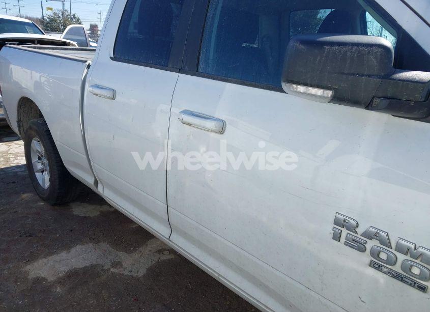 Photo 13 of 2019 Ram 1500 CLASSIC LONE STAR 4X2 6'4 BOX (VIN 1C6RR6GT4KS730671)