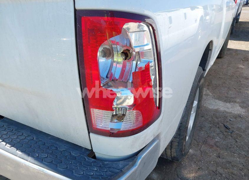 Photo 6 of 2019 Ram 1500 CLASSIC LONE STAR 4X2 6'4 BOX (VIN 1C6RR6GT4KS730671)