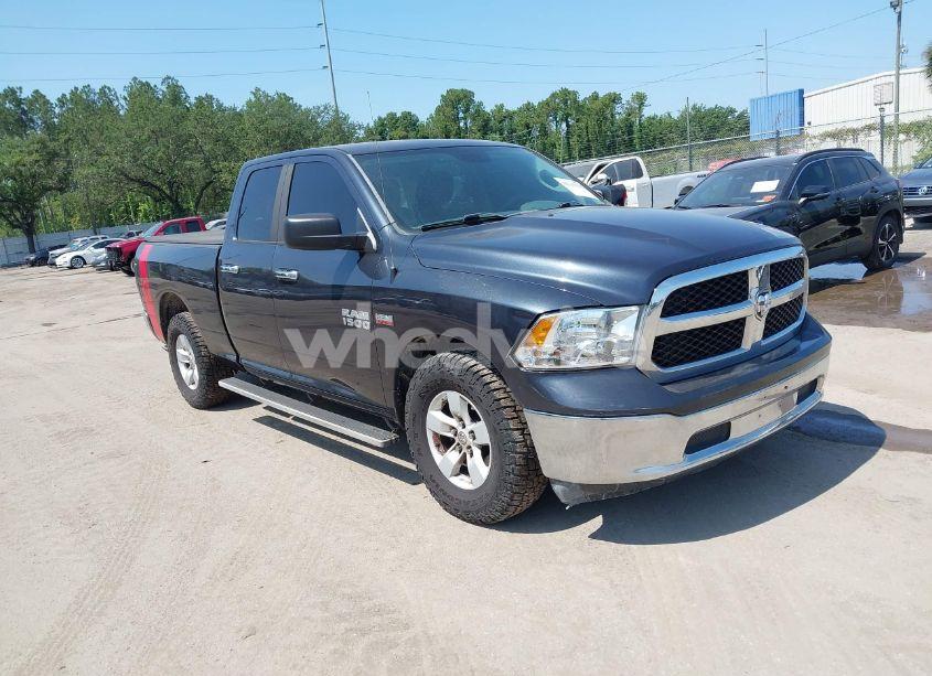 2016 Ram 1500 SLT (VIN 1C6RR6GT5GS240599) main photo