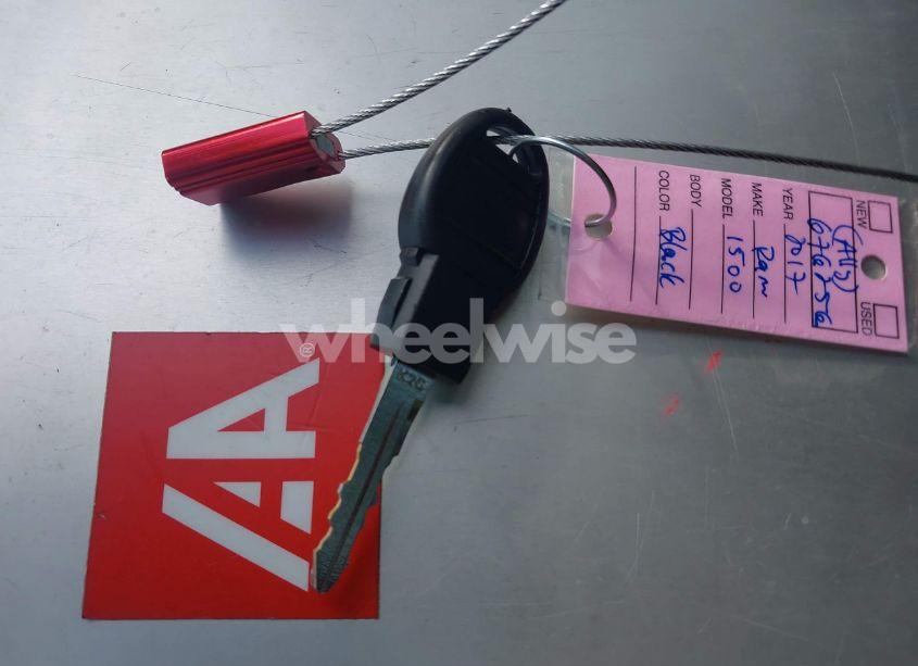 Photo 11 of 2017 Ram 1500 SLT 4X2 6'4 BOX (VIN 1C6RR6GT5HS676256)