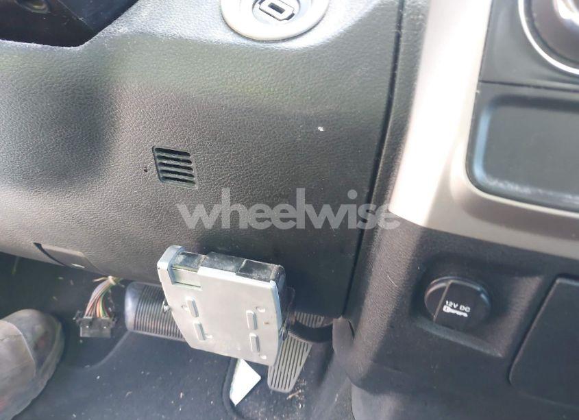 Photo 17 of 2017 Ram 1500 SLT 4X2 6'4 BOX (VIN 1C6RR6GT5HS676256)