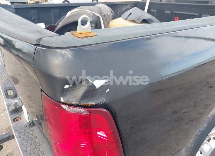 Photo 6 of 2017 Ram 1500 SLT 4X2 6'4 BOX (VIN 1C6RR6GT5HS676256)