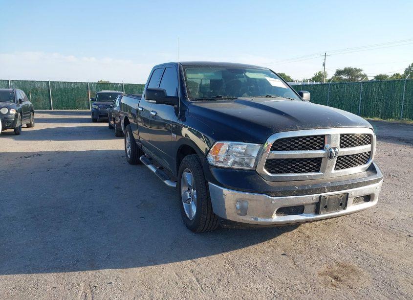 2017 Ram 1500 BIG HORN QUAD CAB 4X2 6'4 BOX (VIN 1C6RR6GT6HS657537) main photo