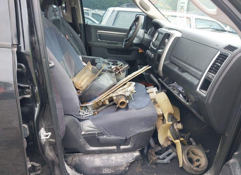 Photo 5 of 2017 Ram 1500 SLT QUAD CAB 4X2 6'4 BOX (VIN 1C6RR6GT6HS661894)