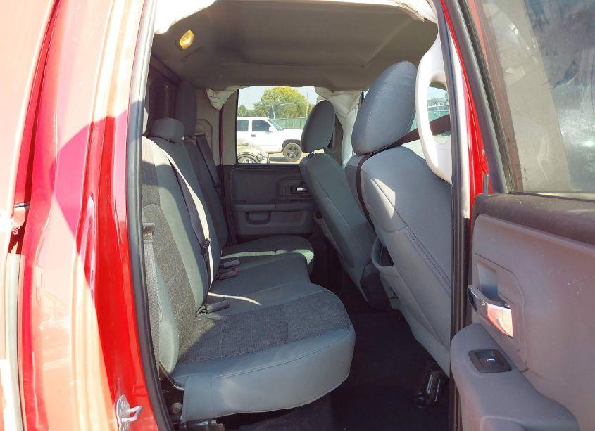 Photo 8 of 2019 Ram 1500 CLASSIC BIG HORN 4X2 6'4 BOX (VIN 1C6RR6GT6KS515504)