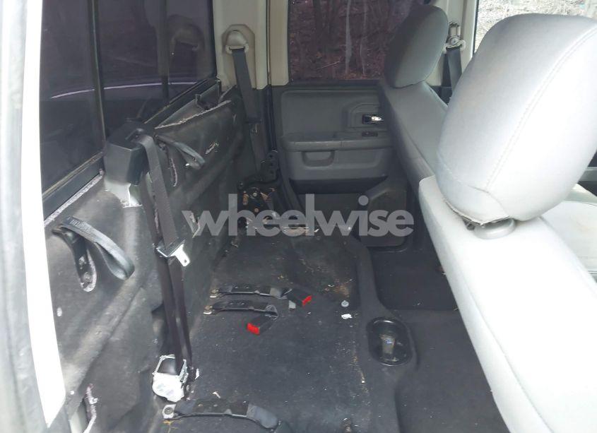 Photo 8 of 2017 Ram 1500 SLT 4X2 6'4 BOX (VIN 1C6RR6GT7HS520333)