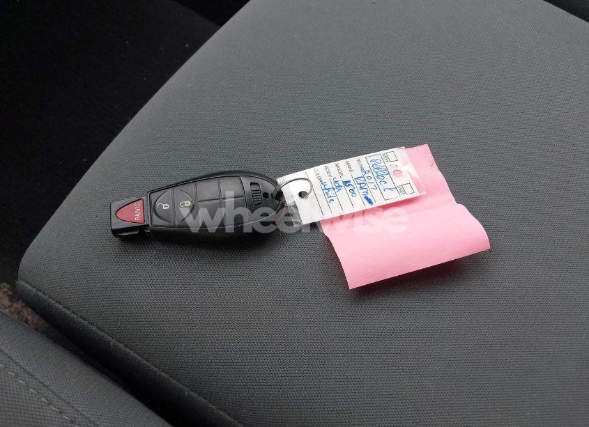 Photo 11 of 2017 Ram 1500 SLT 4X2 6'4 BOX (VIN 1C6RR6GT7HS535687)