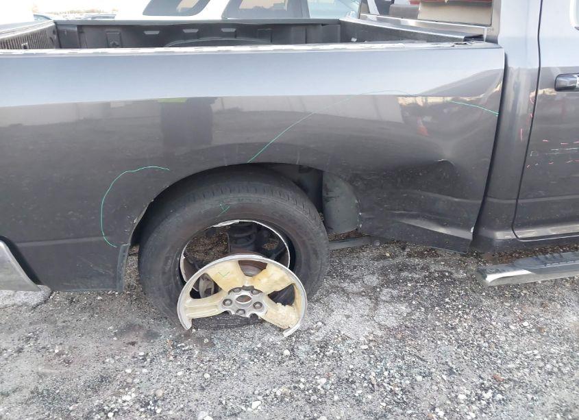 Photo 6 of 2017 Ram 1500 BIG HORN 4X2 6'4 BOX (VIN 1C6RR6GT9HS576306)