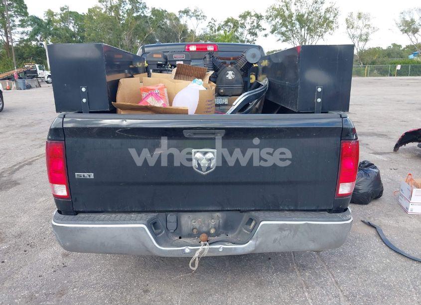 Photo 17 of 2018 Ram 1500 SLT 4X2 6'4 BOX (VIN 1C6RR6GTXJS193108)