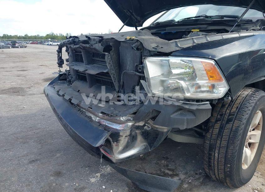 Photo 6 of 2018 Ram 1500 SLT 4X2 6'4 BOX (VIN 1C6RR6GTXJS193108)