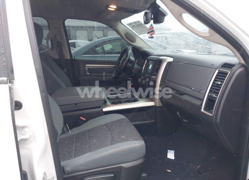 Photo 5 of 2019 Ram 1500 CLASSIC BIG HORN 4X2 6'4 BOX (VIN 1C6RR6GTXKS610339)