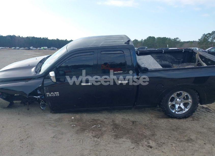 Photo 15 of 2015 Ram 1500 LARAMIE (VIN 1C6RR6JTXFS750714)