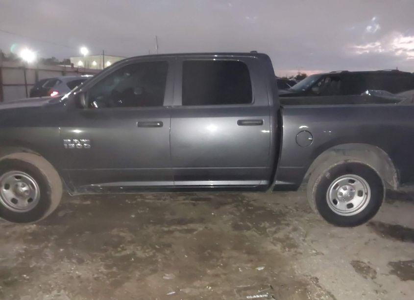 Photo 14 of 2017 Ram 1500 TRADESMAN 4X2 5'7 BOX (VIN 1C6RR6KG0HS570243)