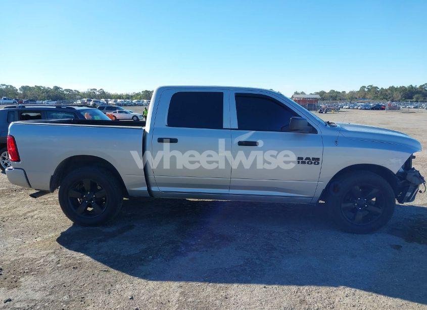 Photo 13 of 2018 Ram 1500 EXPRESS 4X2 5'7 BOX (VIN 1C6RR6KG0JS284186)