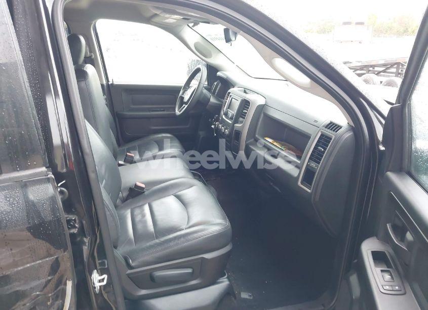 Photo 5 of 2016 Ram 1500 EXPRESS (VIN 1C6RR6KG1GS128344)