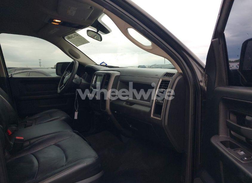 Photo 5 of 2018 Ram 1500 TRADESMAN 4X2 5'7 BOX (VIN 1C6RR6KG2JS165149)