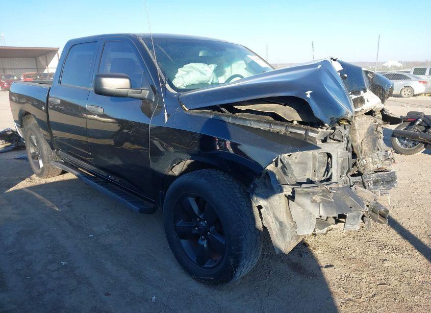 2015 Ram 1500 EXPRESS (VIN 1C6RR6KG3FS571108) main photo