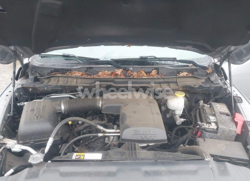 Photo 10 of 2019 Ram 1500 CLASSIC TRADESMAN 4X2 5'7 BOX (VIN 1C6RR6KG3KS726864)