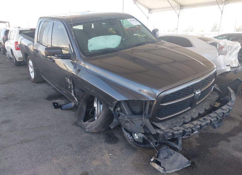 2016 Ram 1500 EXPRESS (VIN 1C6RR6KG4GS183595) main photo