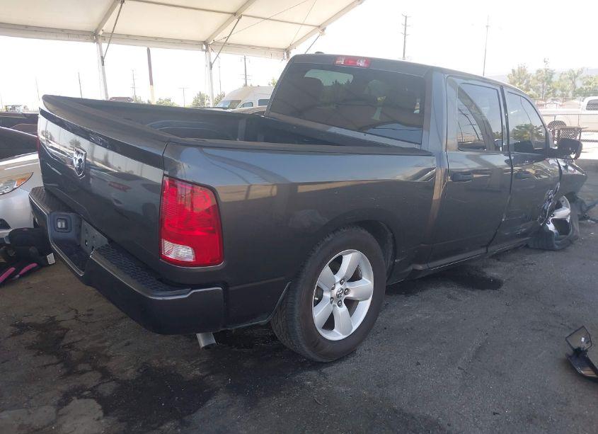 Photo 4 of 2016 Ram 1500 EXPRESS (VIN 1C6RR6KG4GS183595)