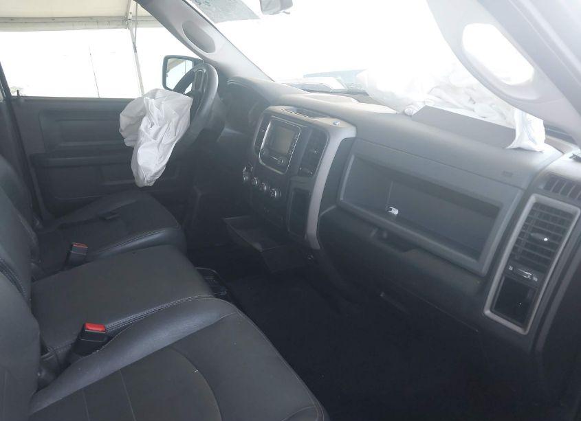 Photo 5 of 2016 Ram 1500 EXPRESS (VIN 1C6RR6KG4GS183595)