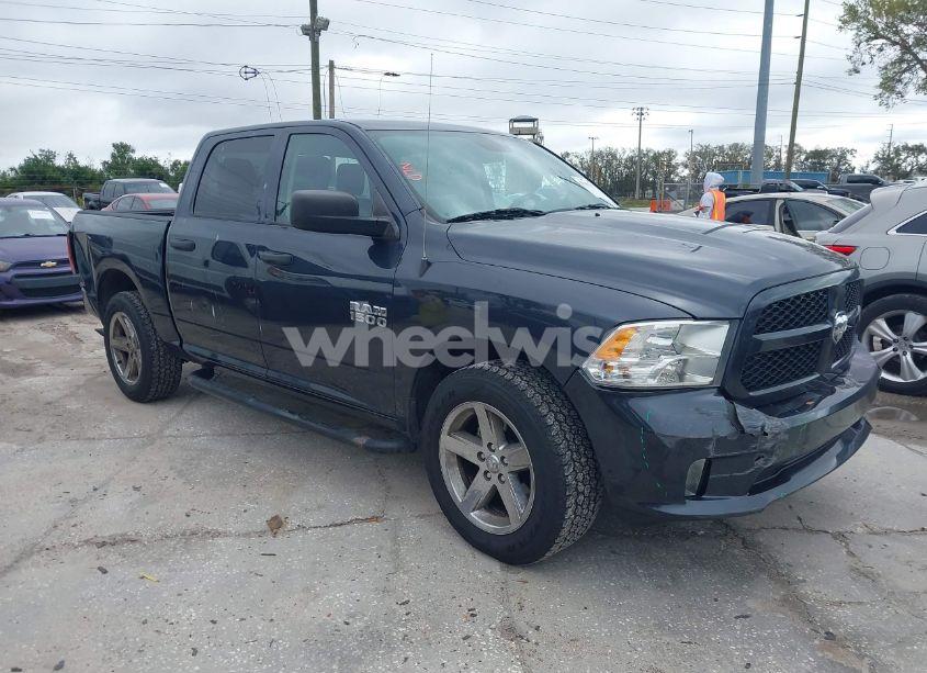 2017 Ram 1500 EXPRESS 4X2 5'7 BOX (VIN 1C6RR6KG5HS708729) main photo