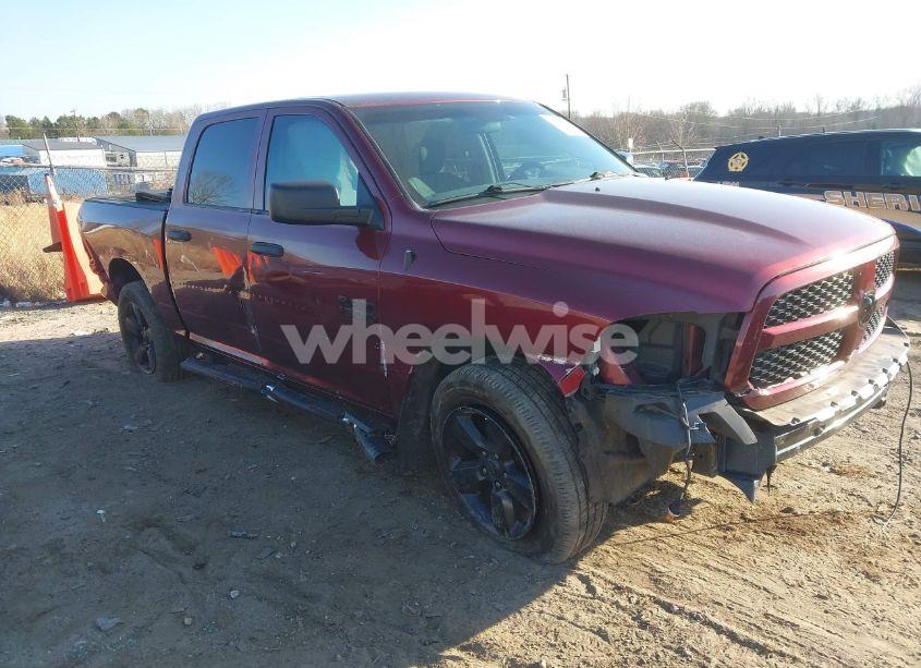 2018 Ram 1500 EXPRESS 4X2 5'7 BOX (VIN 1C6RR6KG5JS304593) main photo