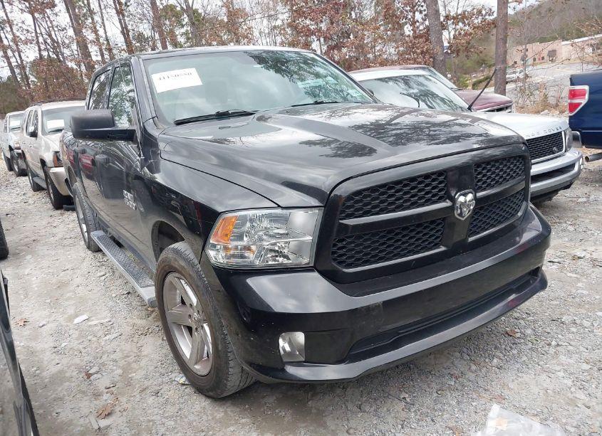 2016 Ram 1500 EXPRESS (VIN 1C6RR6KG7GS263733) main photo