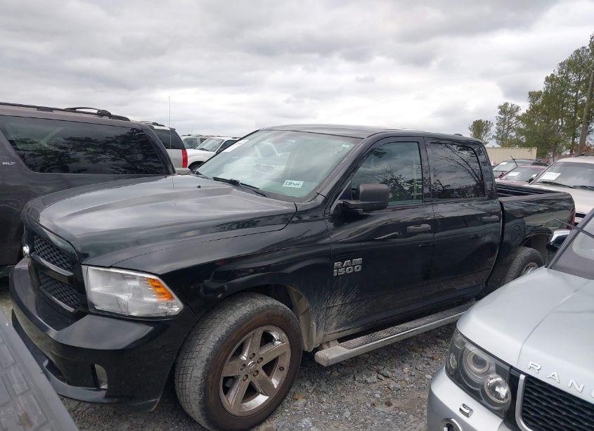 Photo 2 of 2016 Ram 1500 EXPRESS (VIN 1C6RR6KG7GS263733)