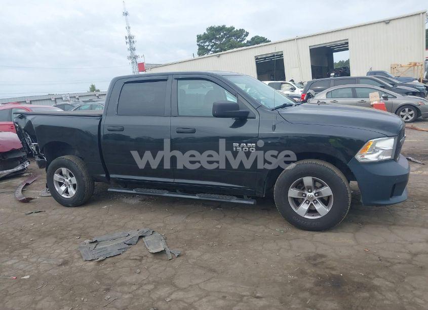 Photo 13 of 2017 Ram 1500 EXPRESS 4X2 5'7 BOX (VIN 1C6RR6KG8HS513370)