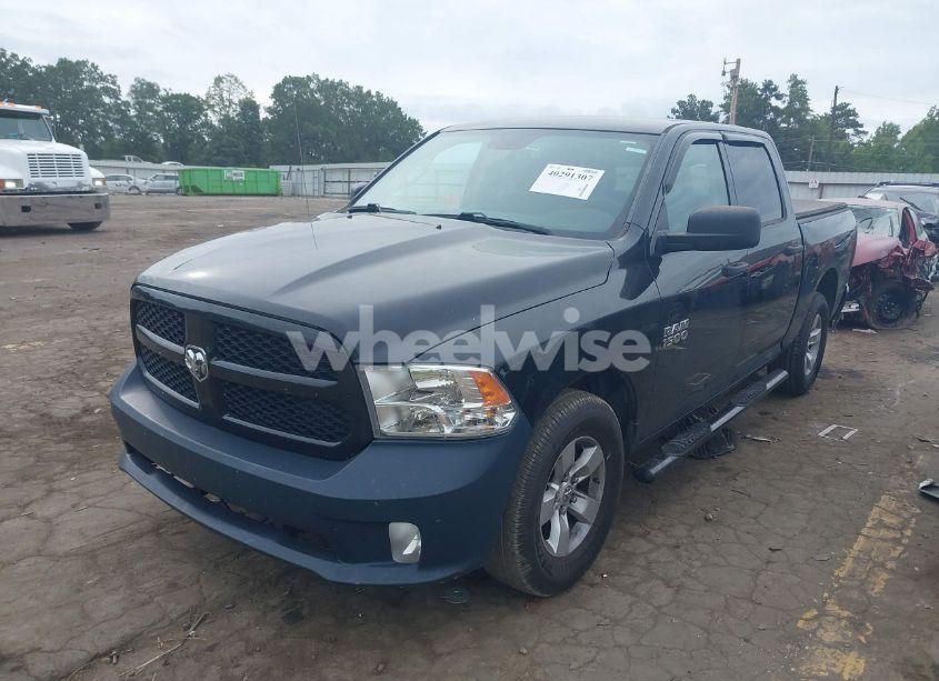 Photo 2 of 2017 Ram 1500 EXPRESS 4X2 5'7 BOX (VIN 1C6RR6KG8HS513370)