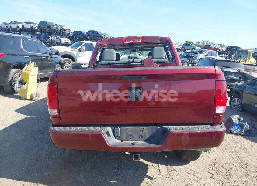 Photo 16 of 2018 Ram 1500 EXPRESS 4X2 5'7 BOX (VIN 1C6RR6KG8JS296988)