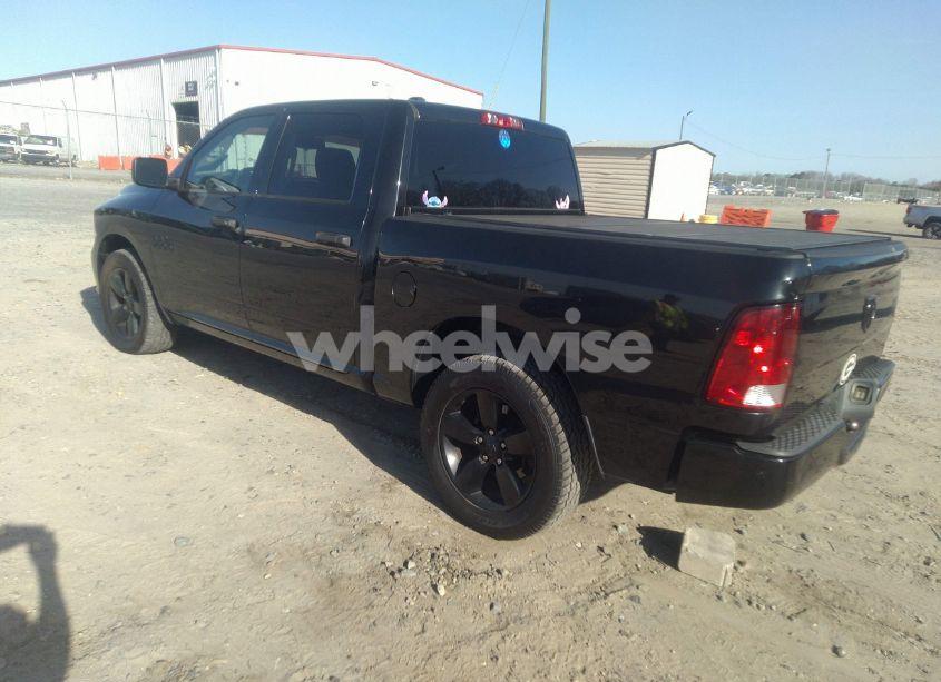 Photo 3 of 2016 Ram 1500 EXPRESS (VIN 1C6RR6KG9GS108150)