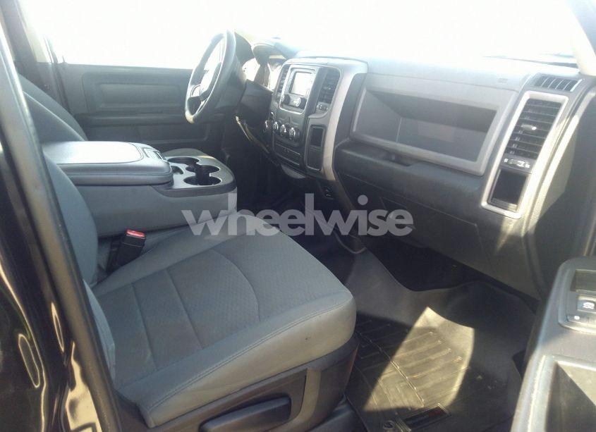 Photo 5 of 2016 Ram 1500 EXPRESS (VIN 1C6RR6KG9GS108150)