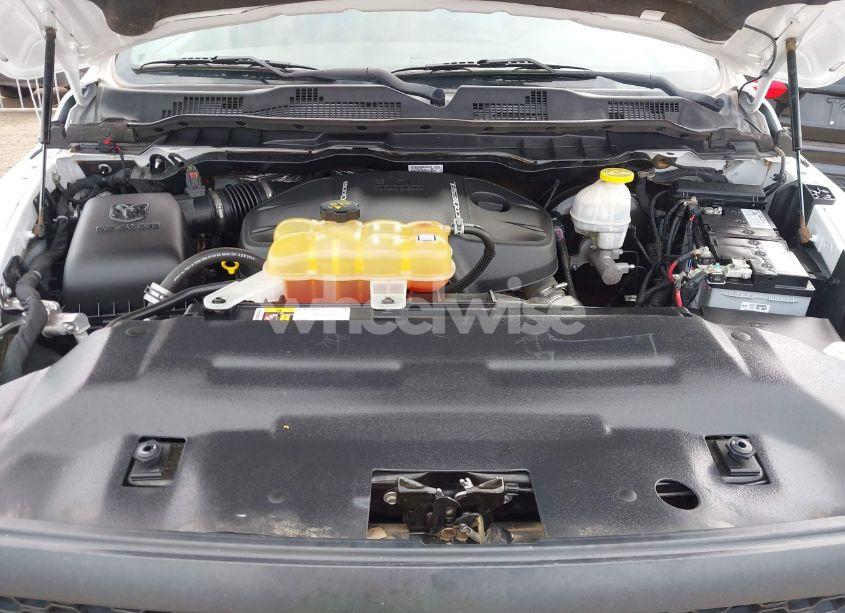 Photo 10 of 2018 Ram 1500 (VIN 1C6RR6KM0JS278331)