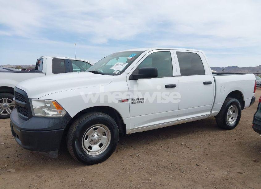 Photo 14 of 2018 Ram 1500 (VIN 1C6RR6KM0JS278331)